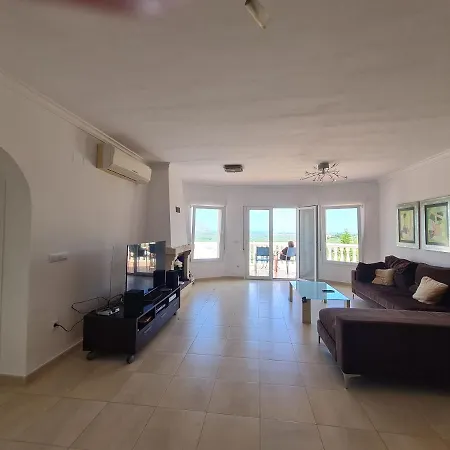 Casa Nirvana